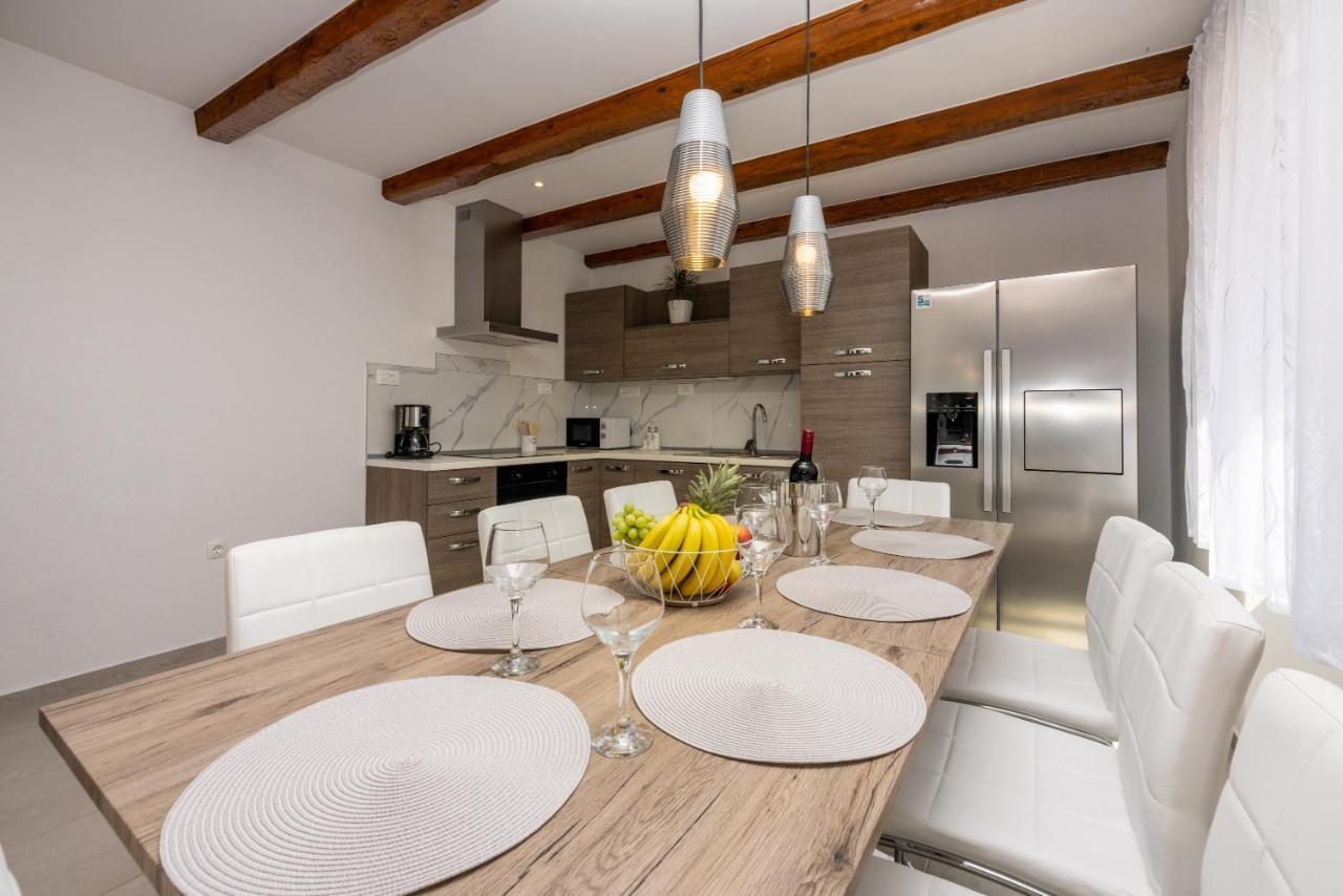 Villa Antani With Heated Pool, Sauna & Jacuzzi Crikvenica Extérieur photo