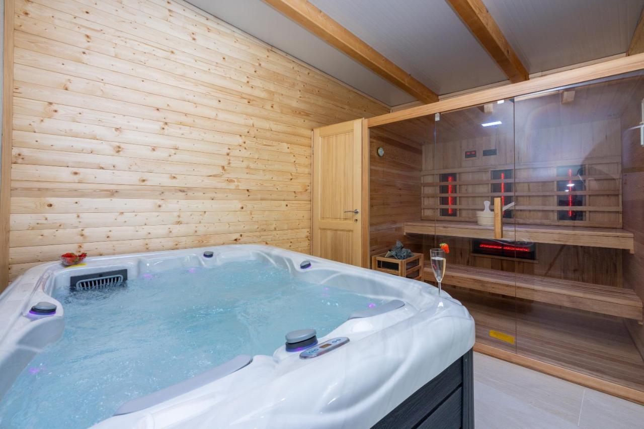 Villa Antani With Heated Pool, Sauna & Jacuzzi Crikvenica Extérieur photo