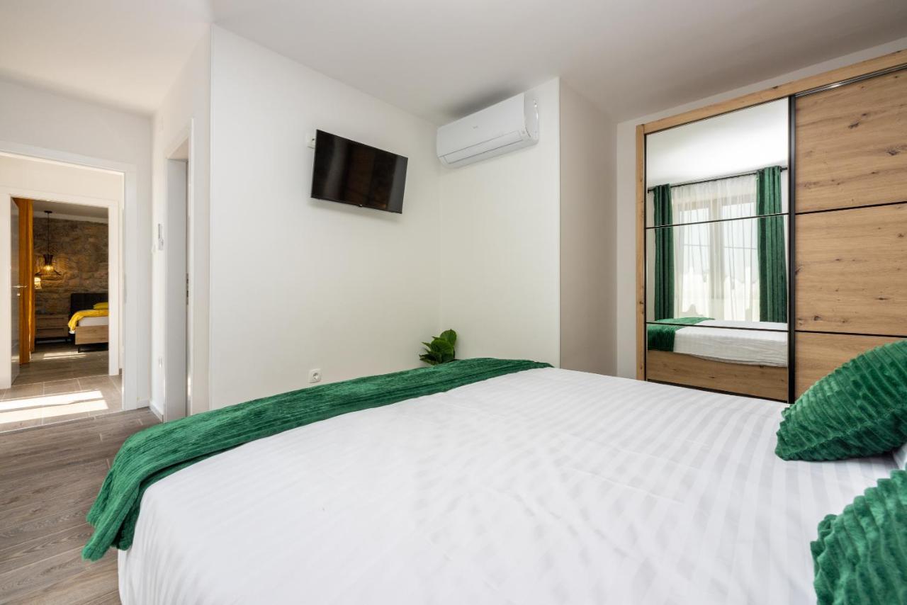 Villa Antani With Heated Pool, Sauna & Jacuzzi Crikvenica Extérieur photo